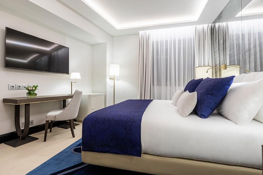 Room Mate Collection Filippo, Rome-Fontana Di Trevi 4* Roma